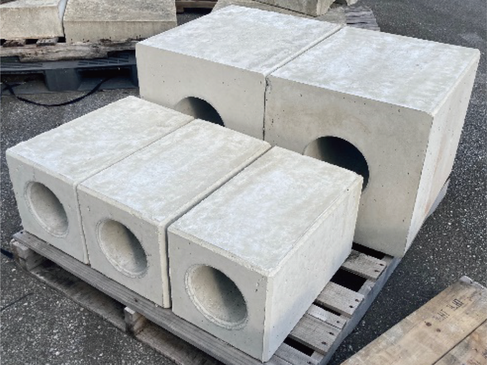 タイヤ止め,&基礎ブロック